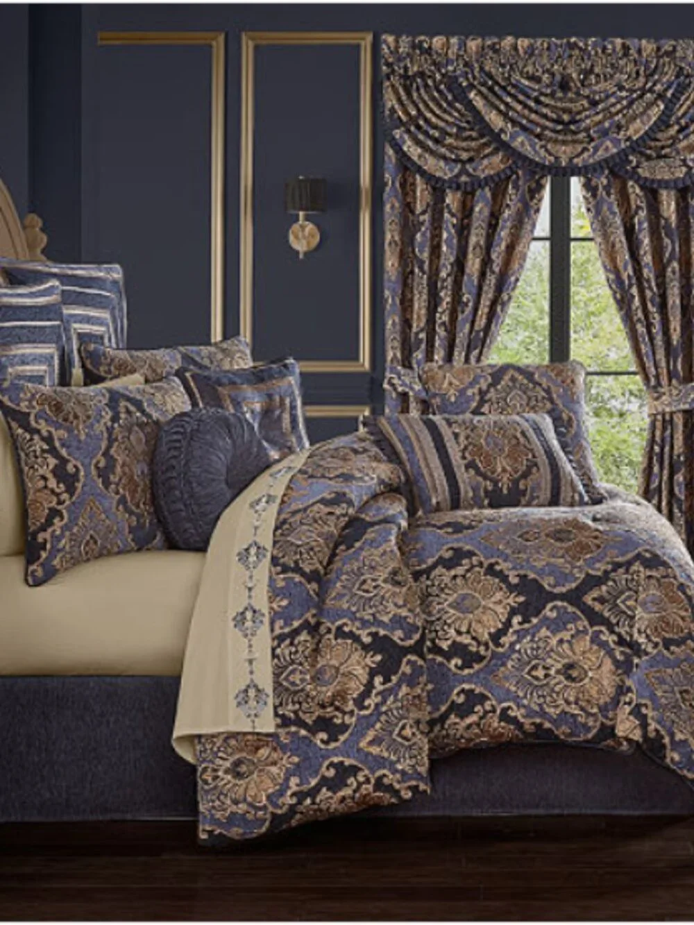 Five Queens Court Woodstock Indigo Comforter Set with Shams, Blue